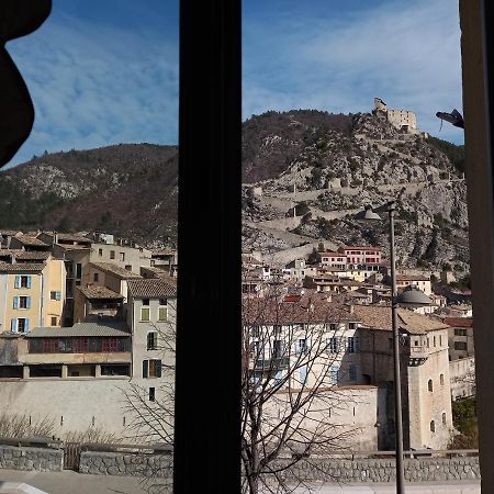 Hotel Le Vauban Entrevaux Dış mekan fotoğraf